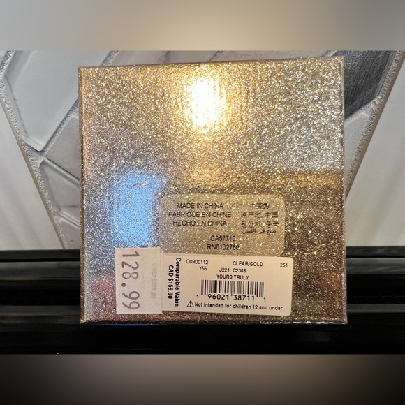 NIP Kate Spade Yours Truly Pave Heart Mini Pendant Necklace and Stud Set - Picture 4 of 9